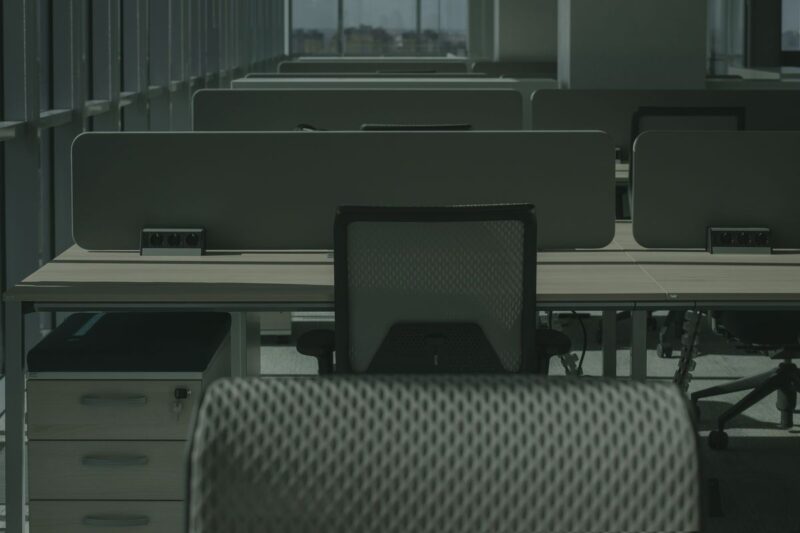 como ajustar corretamente sua cadeira de escritorio Imagen de Como ajustar corretamente sua cadeira de escritório ergonômica